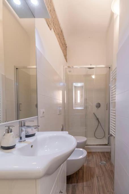 2 Minutes From The Colosseum - Luxury * Rom