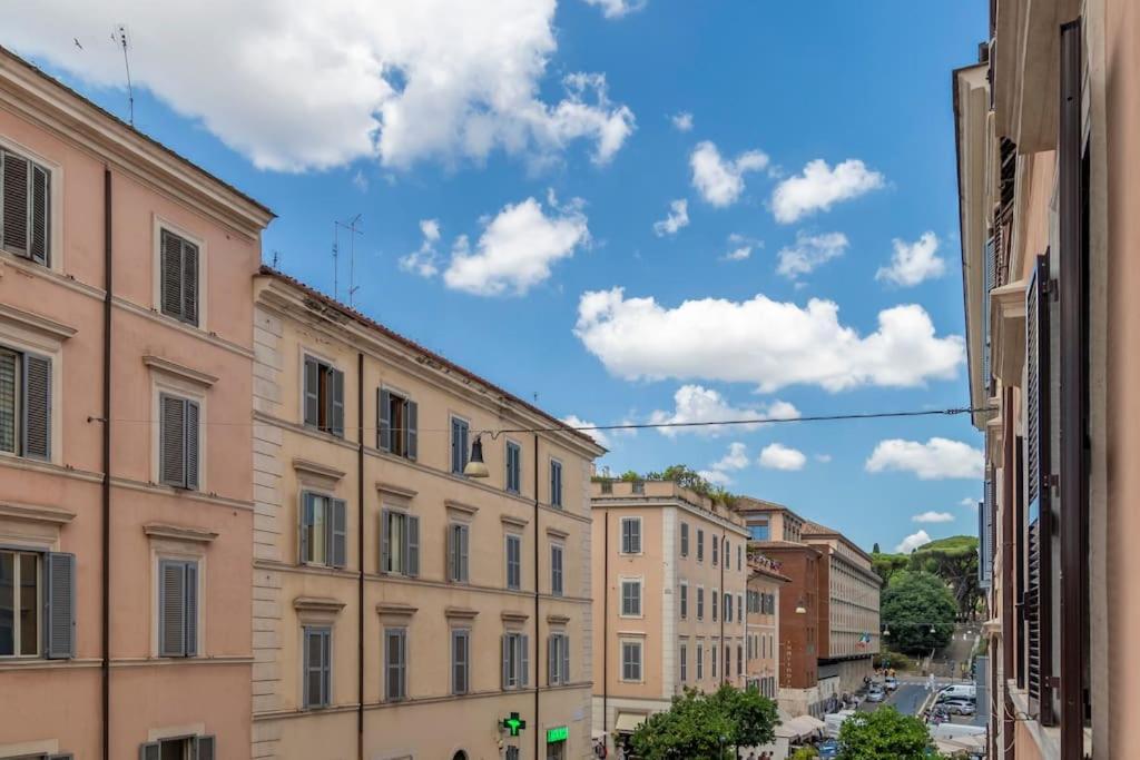Apartment 2 Minutes From The Colosseum - Luxury
