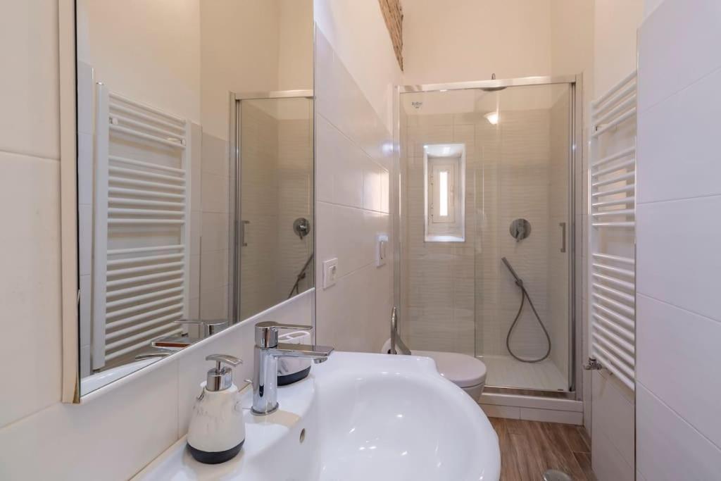 2 Minutes From The Colosseum - Luxury * Rom
