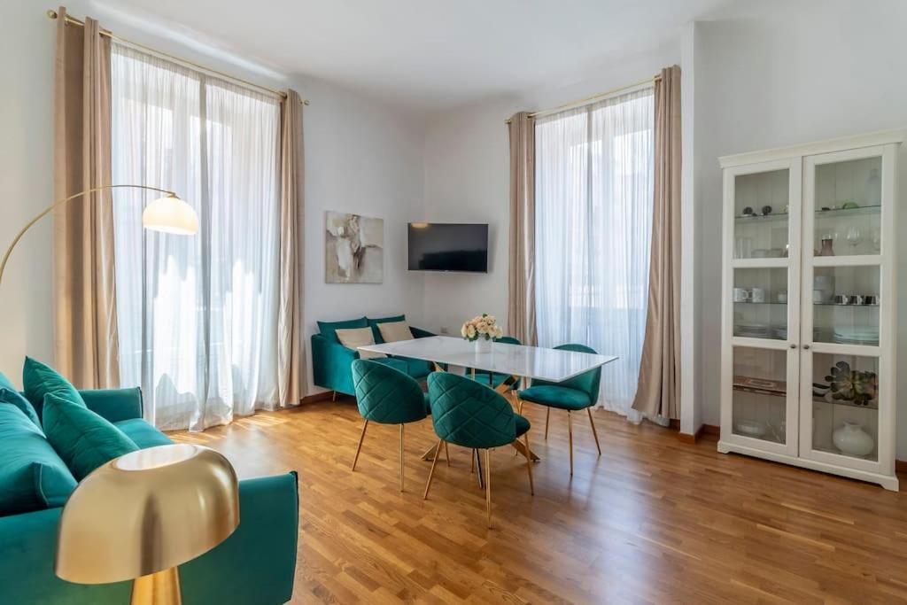 Apartment 2 Minutes From The Colosseum - Luxury