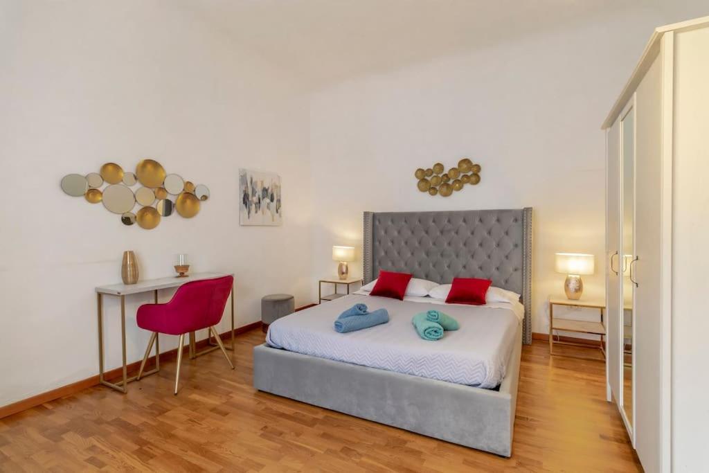 Apartment 2 Minutes From The Colosseum - Luxury Rom